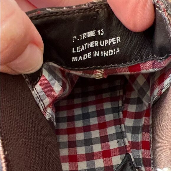 Steve Madden Brown Suede Chelsea Boots - Picture 9 of 9